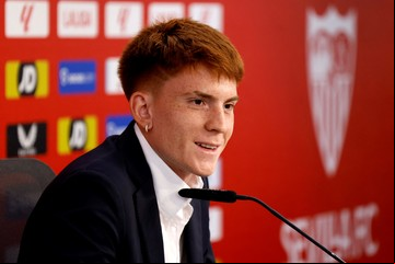 Valentín Barco tiene una nueva oportunidad en el fútbol europeo: jugará la Europa League y se reencontrará con otro ex Boca