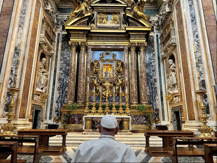 La Iglesia Catolica celebra este día y se considera feriado nacional.