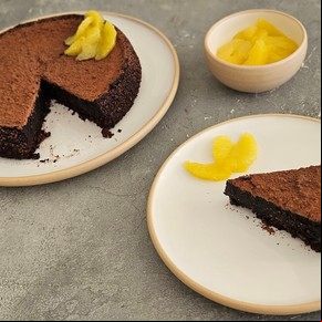 Torta húmeda de cacao y oliva