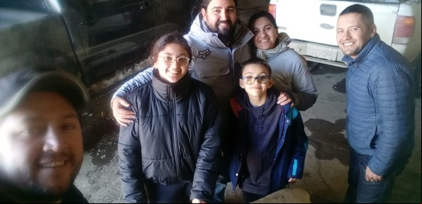 Cómo hizo una familia para resistir más de 20 horas en la nieve con temperaturas extremas