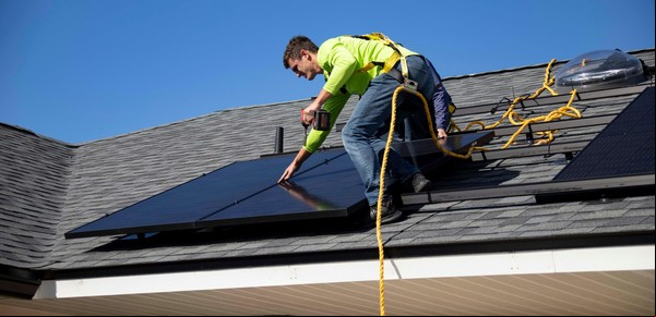 es solares en los hogares y financiados por leasing, el filón que encontraron en EE.UU. emprendedores argentinos