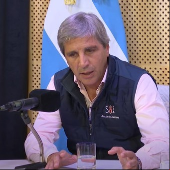 Luis Caputo, en el segundo programa del streaming de Economía: "Argentina es el mejor alumno del mundo" y "agosto en equilibrio"
