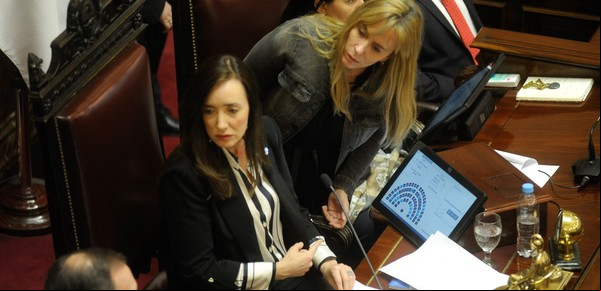 Senado: cómo fue la maniobra que dejó al Gobierno en jaque por el DNU de la SIDE y el "efecto Campero"