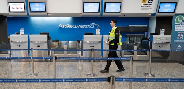 Los estatales se suman al conflicto aeronáutico y anuncian un paro en todos los aeropuertos que podría afectar vuelos