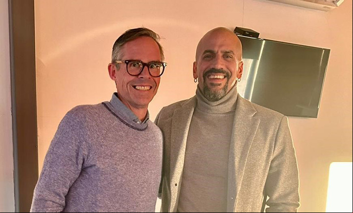 Juan Sebastián Verón junto a Foster Gillet, una sociedad que empieza a mostrar sus cartas en el fútbol argentino.