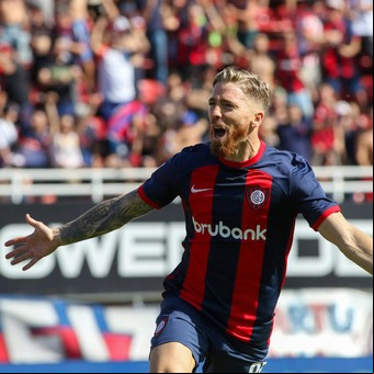 Muniain, con un doblete, enamoró a San Lorenzo que logró un triunfo vital ante Banfield en el Nuevo Gasómetro