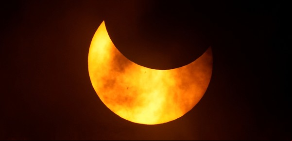A qué hora es el eclipse solar de marzo 2025