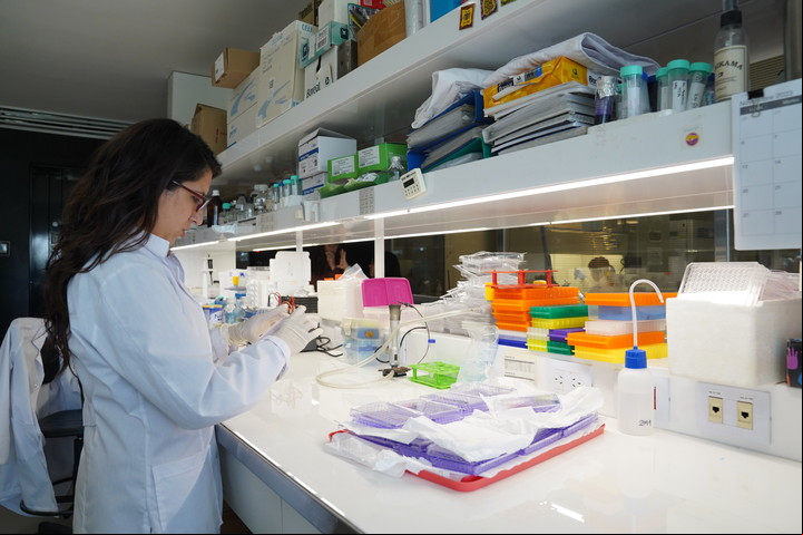 Los investigadores de la UNSAM encontraron nuevas respuestas de anticuerpos producidas por la vacuna Arvac. Foto: Guillermo Rodríguez Adami