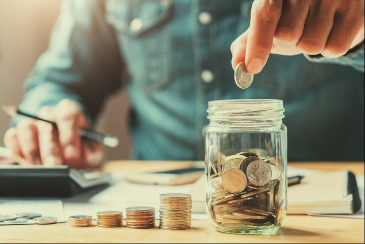 Noviembre de 2024 es un mes en el que cobran mucha relevancia las cuestiones de recursos económicos. Foto: ilustración Shutterstock