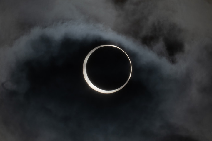 Las mejores imágenes del eclipse. Foto Juano Tesone