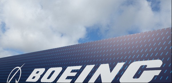 En crisis, Boeing anunció recortes de hasta el 10 % de su personal: podría despedir a 17.000 empleados