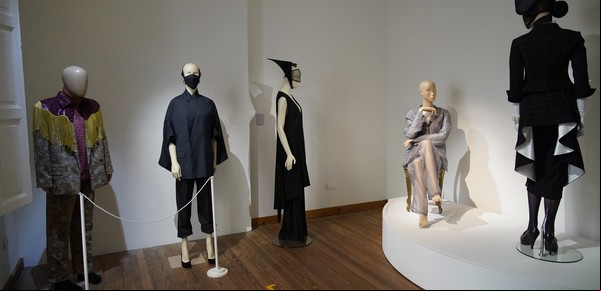 El Gobierno oficializó el traspaso del acervo y el personal del Museo del Traje al Museo Histórico Nacional 