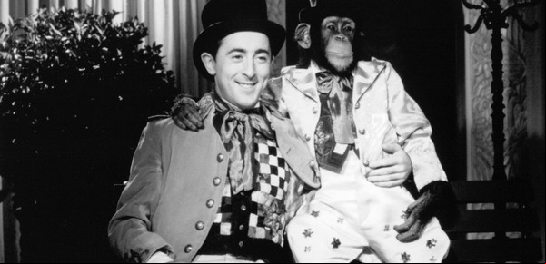Alan Cumming sobre "Chimp Crazy": "Ya no hace falta utilizar animales salvajes en las películas"