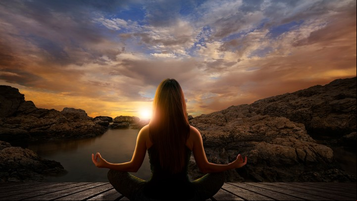 La Luna de cuarto menguante en Virgo lleva el foco a la reflexión, el orden y la limpieza de nuestros espacios y emociones. Foto: ilustración Shutterstock