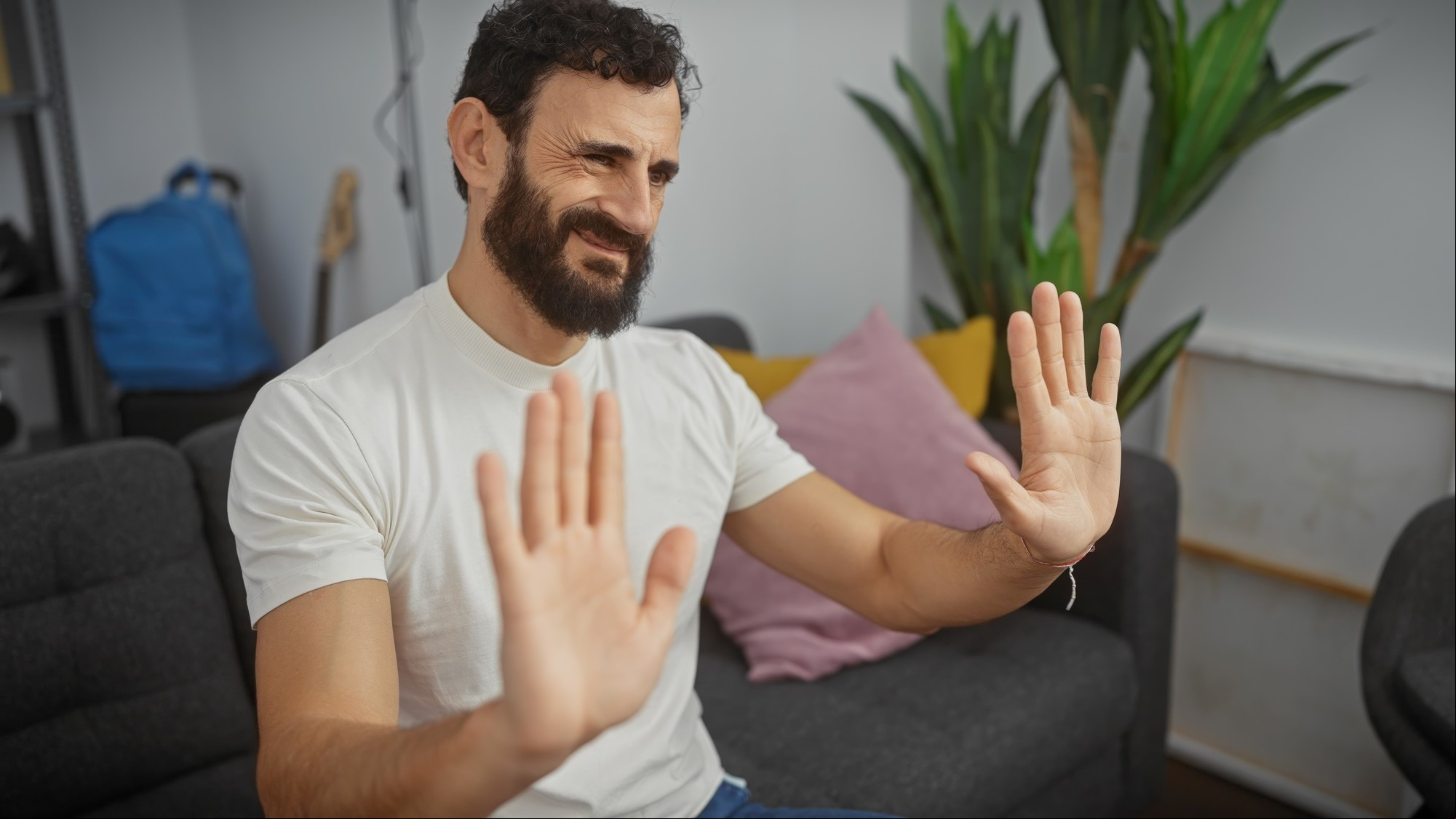 La energía de Escorpio nos pregunta si hay límites claros entre los recursos individuales y los compartidos. Foto: ilustración Shutterstock
