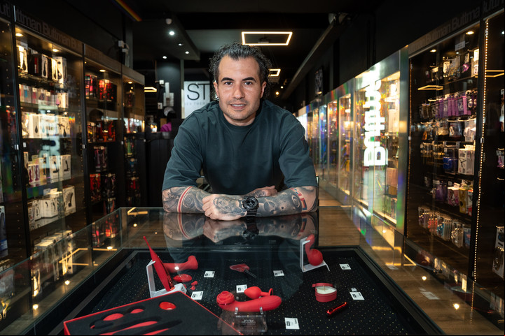 Miguel Huarte, de Buttman, revolucionó el negocio de los sex shops en Argentina. Foto Fernando de la Orden