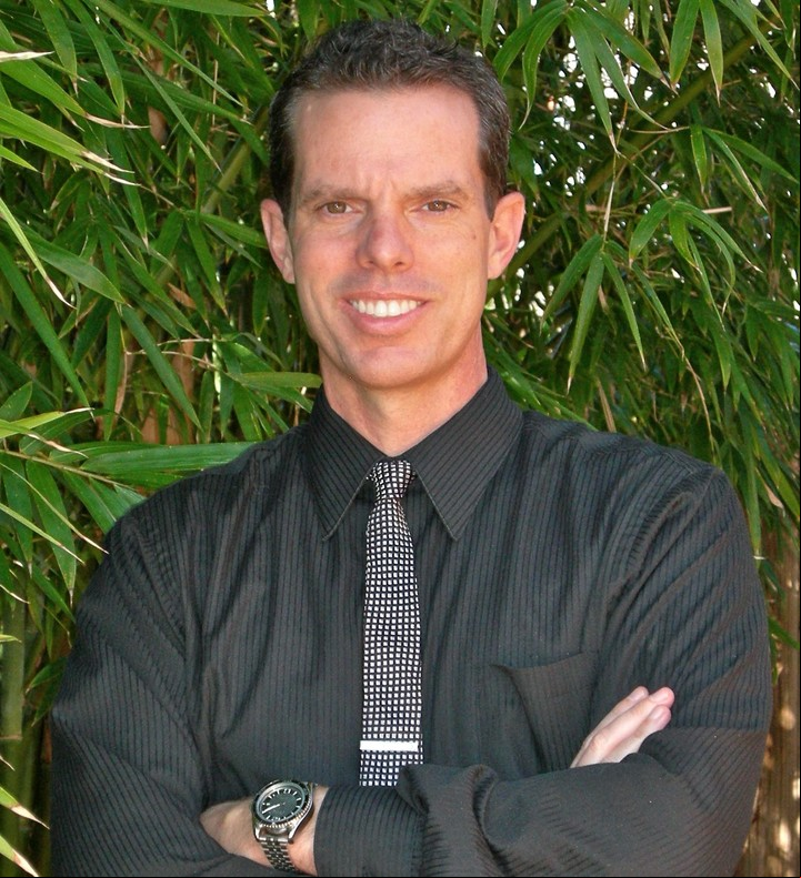 Matthew Solan, Editor Ejecutivo de Harvard Mens Health Watch y autor del artículo Ser padres no es fácil: dos habilidades importantes pueden ayudar.
