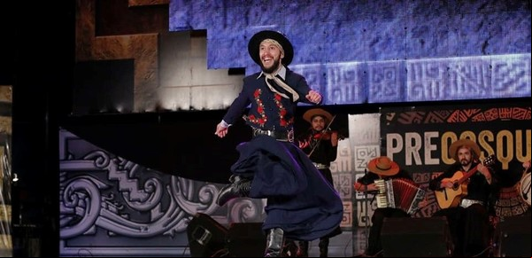 El bailarín del GBA que muestra el malambo al mundo