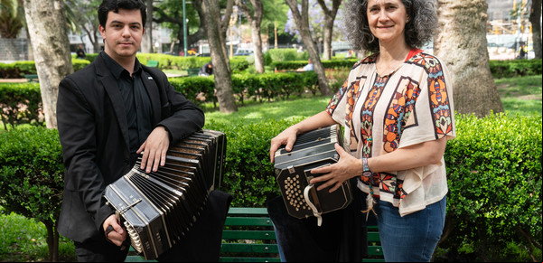 En las manos de Astor: los bandoneonistas que mantienen vivo el legado de Piazzolla