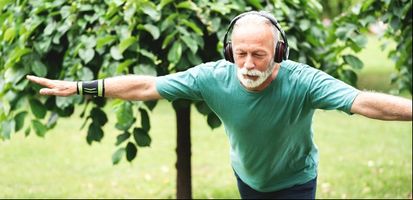 Envejecimiento saludable: ¿podés mantenerte 30 segundos sobre una pierna?