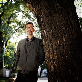 ¿Y si fingieras tu muerte? En ‘La vida feliz’, el francés David Foenkinos se anima