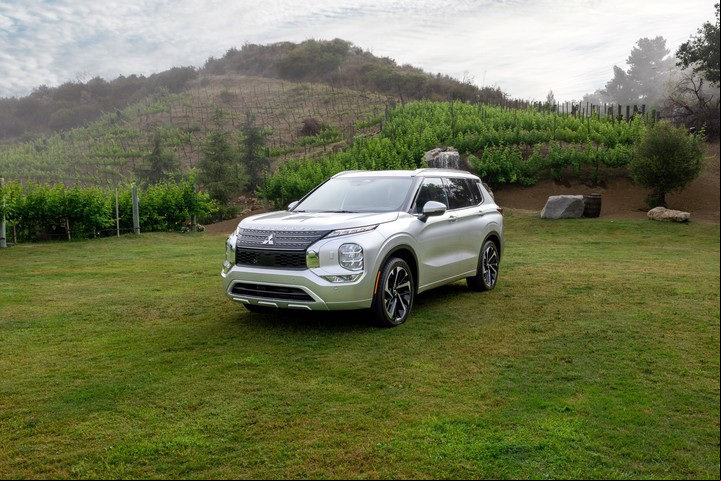 Mitsubishi Outlander.