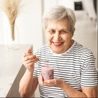 Mitos y verdades del yogur: aporte de calcio, cadena de frío y prevención de enfermedades