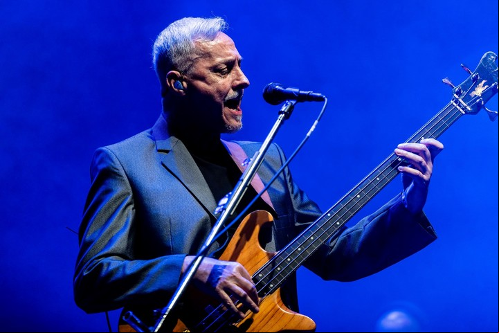 Pedro Aznar en vivo durante su gira 2024. Foto de prensa