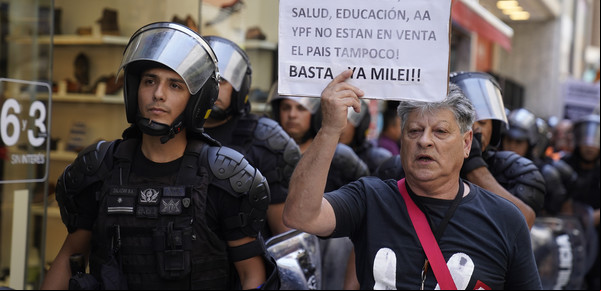 Después del fuerte ajuste en jubilaciones, advierten que los haberes no recuperarán lo perdido en 2025
