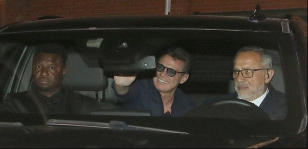 Todas las imágenes de la visita de Luis Miguel a la Argentina: cenó con su pareja en una parrilla de Puerto Madero 