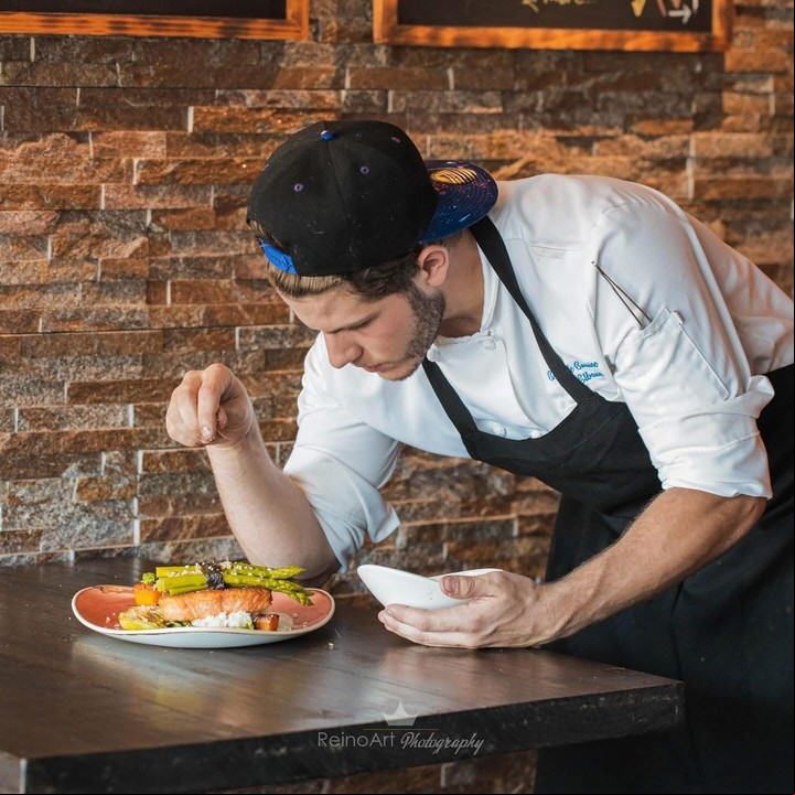 Uri cuenta con 4 restaurantes donde los locales disfrutan de sus platos.
Foto: Cortesía Uri.