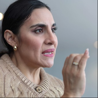 Choque de poder en Ecuador: una jueza restituye en su cargo a la vicepresidenta y echa abajo una suspensión de cinco meses