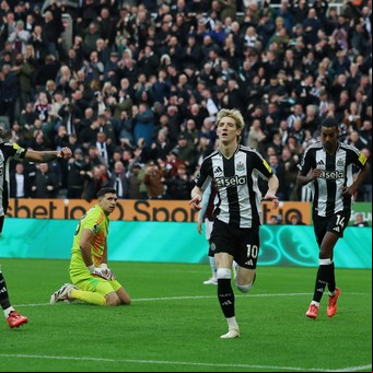 Newcastle vs. Aston Villa de Dibu Martínez, en el Boxing Day de la Premier League, EN VIVO: las Urracas ganan en casa y rompen una racha