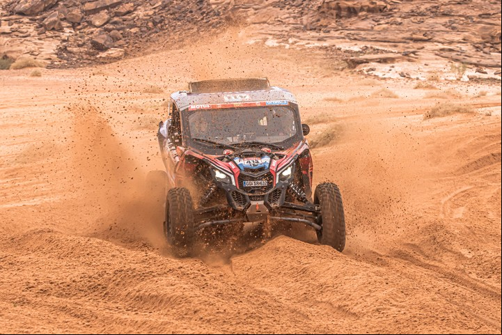 Pertegarini, como navegante de Cavigliasso, en su debut en el Dakar 2023. Foto EFE/EPA/Andrew Eaton