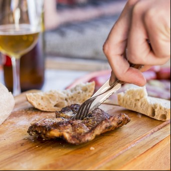 Un pueblo de la Patagonia organiza su primer gran concurso de asado a la estaca y promete ser una fiesta inolvidable: cuándo es