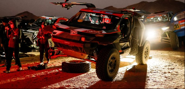 La magia del Dakar: todos los pilotos duermen en el desierto en la noche de los Reyes Magos
