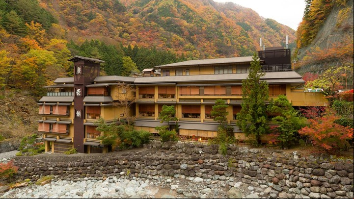 El hotel Nishiyama Onsen Keiunkan tiene más de 1.300 años en funcionamiento. Foto Archivo