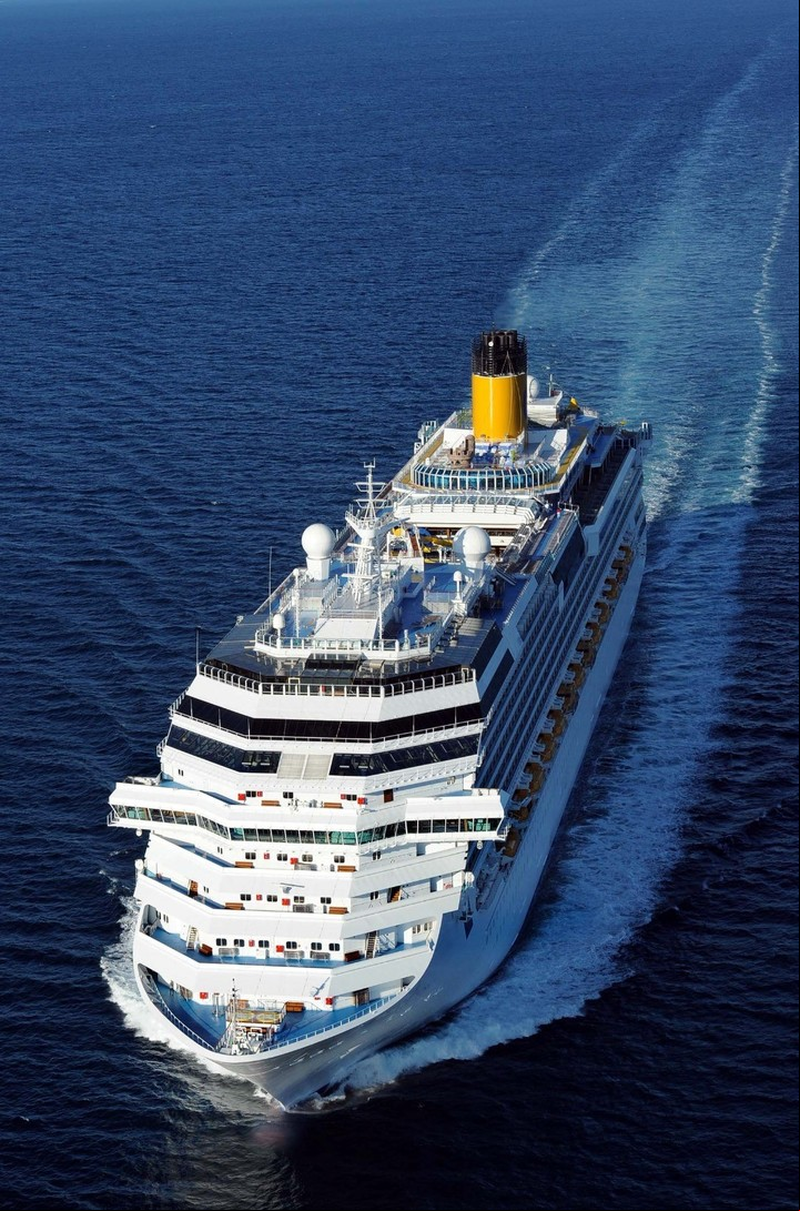 Día de navegación a bordo del Costa Favolosa. Foto Costa Cruceros