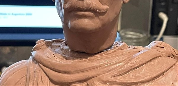 La historia detrás de la escultura de Caparrós a caballo que encargó Lanata 