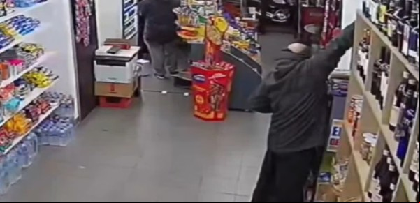 Detuvieron en Rosario a un ladrón de bebidas alcohólicas, pero lo liberaron a las 24 horas y le pusieron una perimetral por tres días