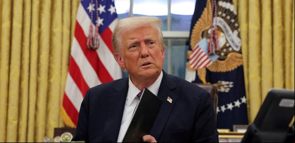 Polémica por la decisión de Donald Trump de abandonar la  OMS: "Protegemos la salud de todo el mundo, incluidos los estadounidenses"