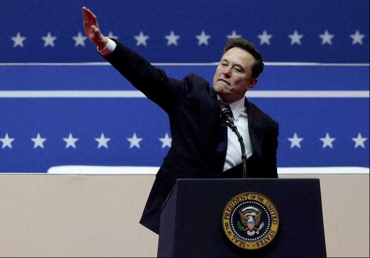 El polémico gesto de Elon Musk. Foto Reuters.