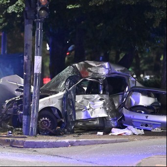 Salió de un túnel a 120 km/h y embistió a una familia que paseaba por Rosario: mató a la madre y a su hija de 16 años
