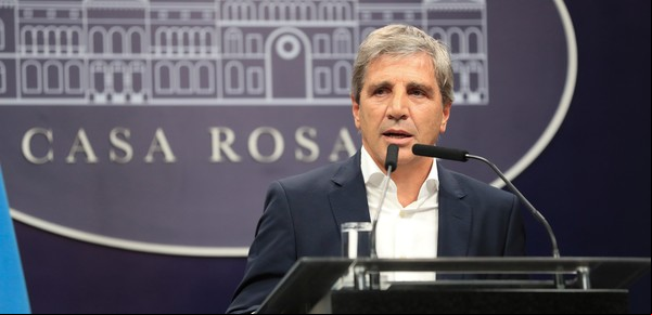 Gradualismo preelectoral: el Gobierno confirma que irá bajando en cuotas los subsidios de luz y gas 