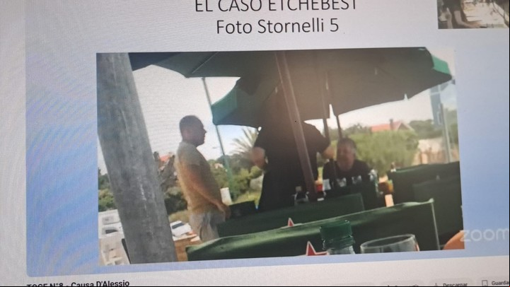 Video de la reunión entre Stornelli y D'Alessio en Pinamar. El hijo entregó uno desde otro ángulo. Esta habría sido tomada por terceros, según la defensa.