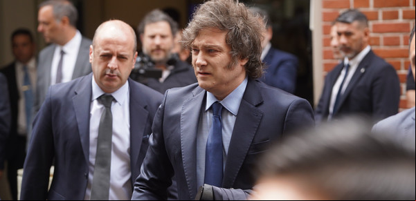 En el Día del Holocausto, Javier Milei volvió a defender a Elon Musk y comparó a los fundamentalismos de hoy con el nazismo