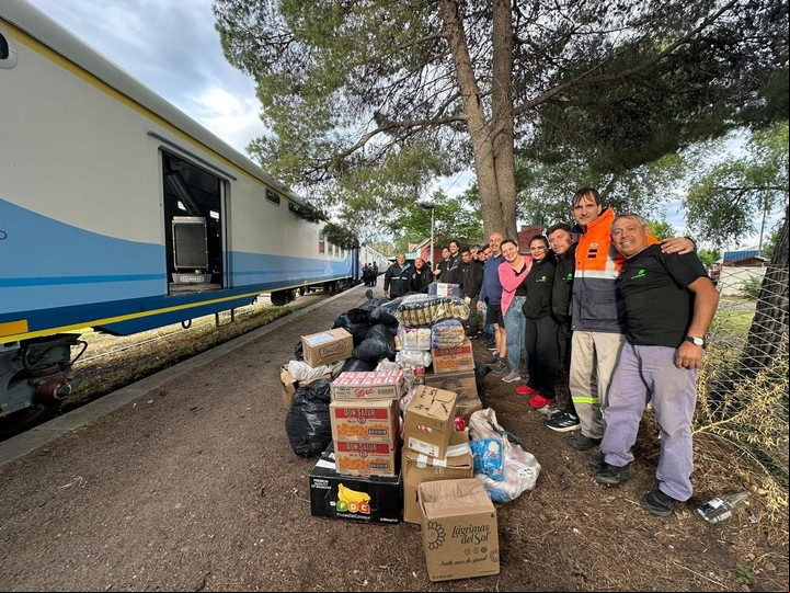 Los pasajeros deberán aportar 20 kg de alimentos no perecederos. Foto: trensolidario.org.