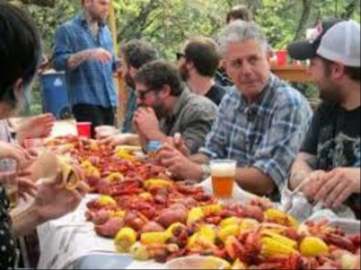 El chef estadounidense Anthony Bourdain logró mostrar rincones pocos conocidos del mundo a través de sus alimentos y gastronomía.