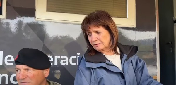 Fuerte advertencia del Gobierno a los barras que marcharán con los jubilados: "El que genere desmanes será detenido"
