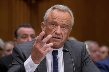 El gobierno de Donald Trump: el Senado confirmó a Robert Kennedy Jr como secretario de Salud de Estados Unidos